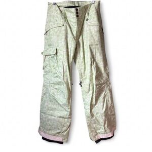 Patagonia Women's Insulated Snowbelle H2No Snowpants in a Green / White Plaid LG